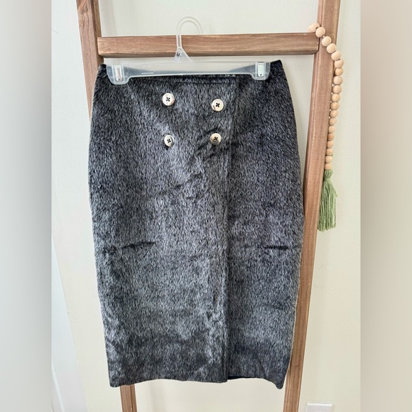 ASOS Gray Black Wrap Pencil Skirt in Faux Fur with Button Detail Size 4 - Picture 8 of 8